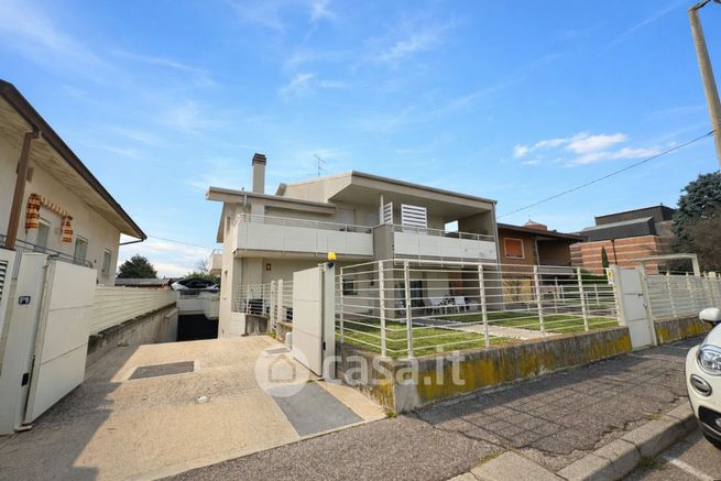 Appartamento in residenziale in Via Salvo D'Acquisto 4