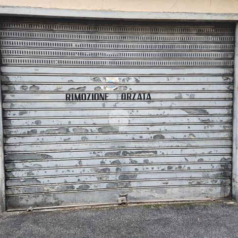 Garage/posto auto in residenziale in Viale Michelangelo Buonarroti