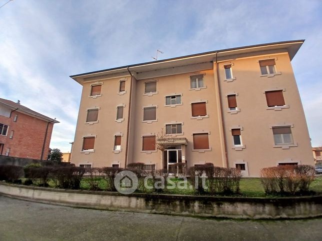 Appartamento in residenziale in Via Silvio Pellico 4