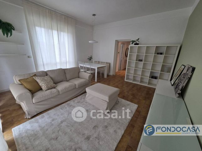 Appartamento in residenziale in Via Cevedale
