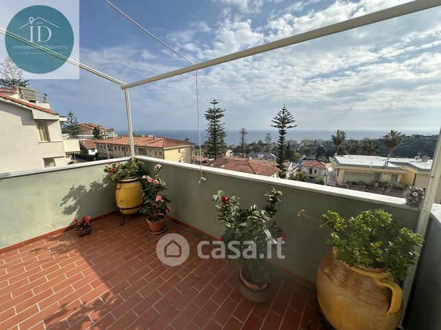 Appartamento in residenziale in Strada Solaro 135