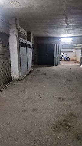 Garage/posto auto in residenziale in Via dello Sport