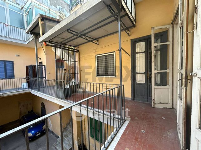 Appartamento in residenziale in Corso E. de Nicola 60