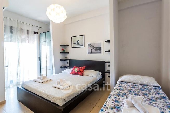 Attivitã /licenza (con o senza mura) in commerciale in Via Domenico Barone 34