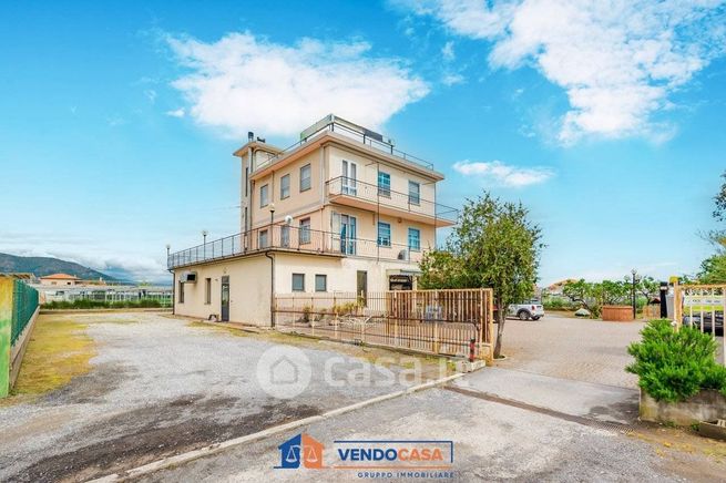 Appartamento in residenziale in Via Aurelia
