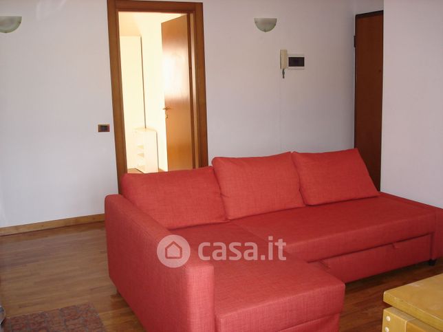 Appartamento in residenziale in Via Mongorio