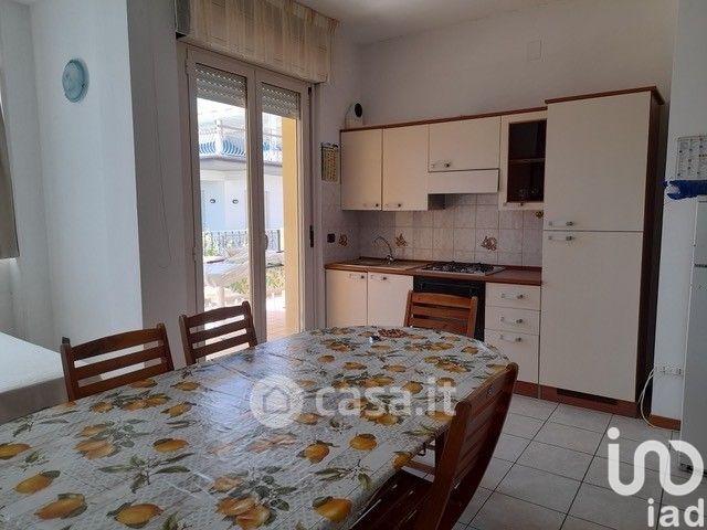 Appartamento in residenziale in Via Edmondo de Amicis