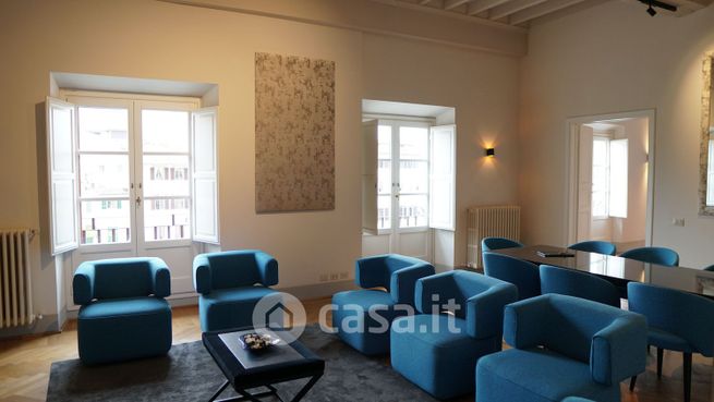 Appartamento in residenziale in Via dell'Anguillara 5