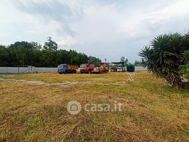 Terreno agricolo in commerciale in Via Mastellone 52