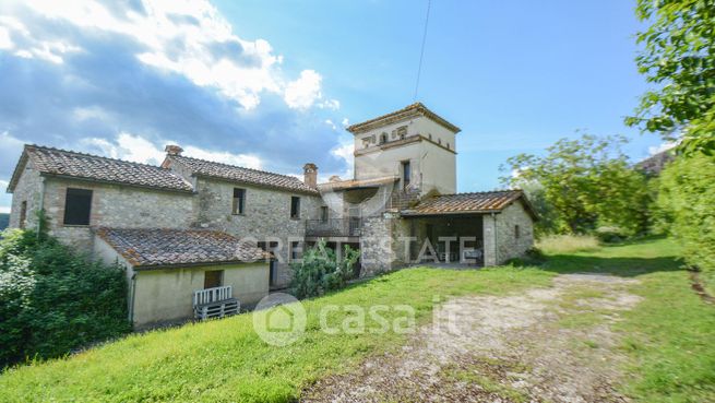 Rustico/casale in residenziale in Strada San Secondo