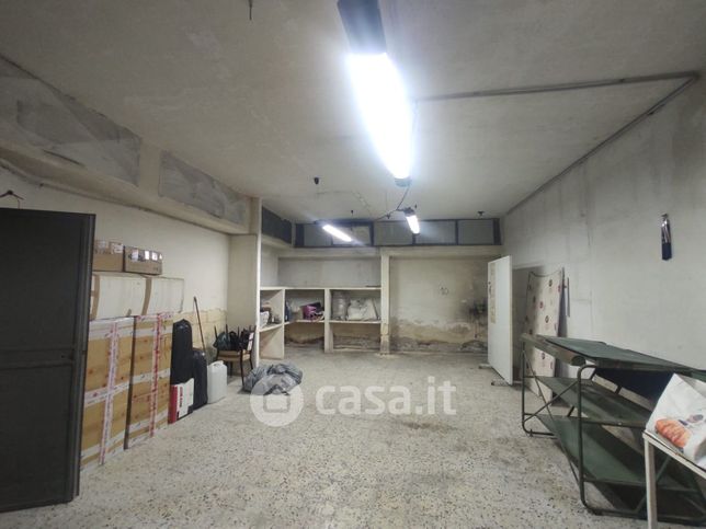 Garage/posto auto in residenziale in Via Barletta 75