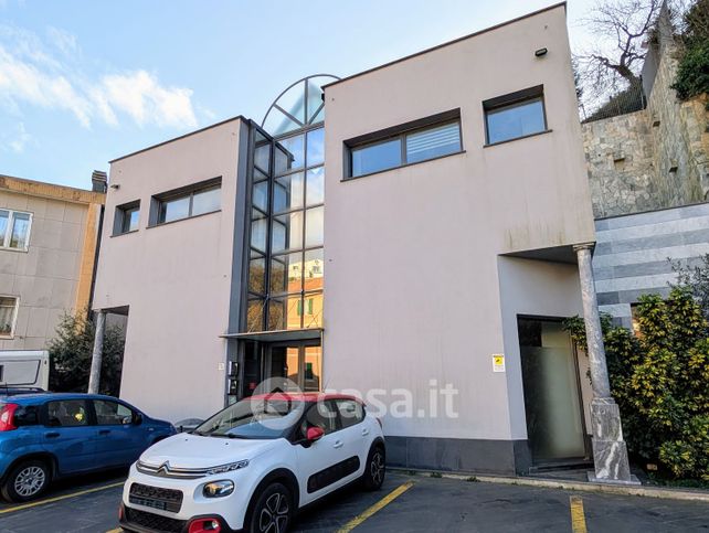 Ufficio in commerciale in Via Nazionale Piemonte 7 c