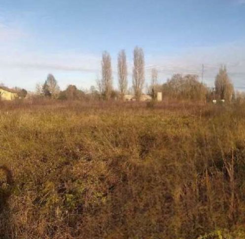 Terreno agricolo in commerciale in Via Cappuccini