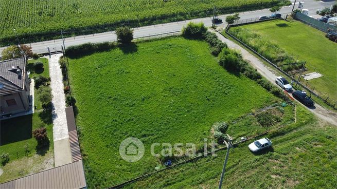 Terreno edificabile in residenziale in Via XXV Aprile