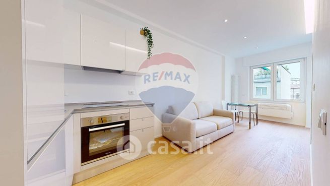 Appartamento in residenziale in Via Giuseppe Meda 16