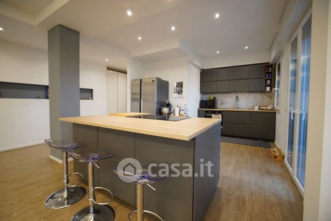 Appartamento in residenziale in Via Circonvallazione 48
