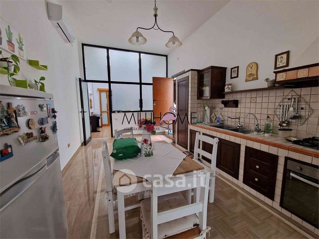 Casa indipendente in residenziale in Piazza Castello