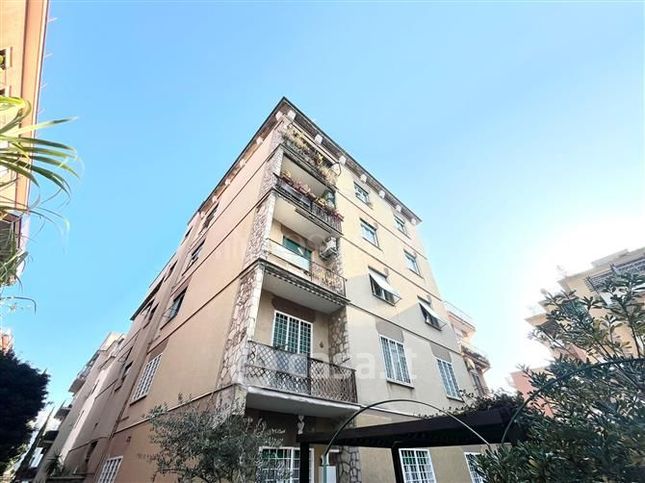 Appartamento in residenziale in Via Prospero Farinacci