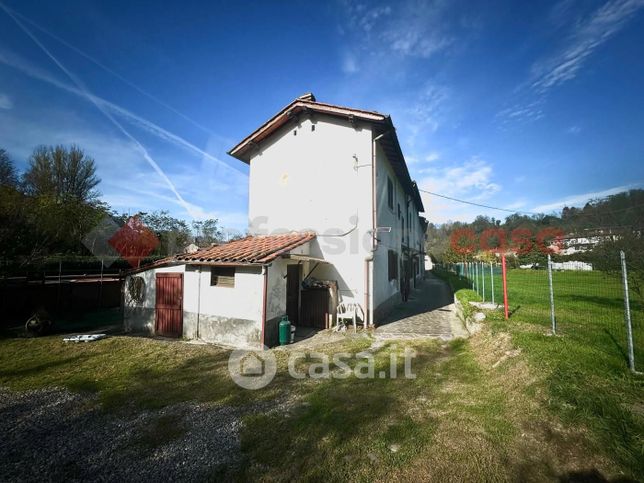 Casa indipendente in residenziale in Via Serchio 9