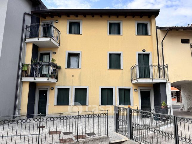 Appartamento in residenziale in Via Cisterna 13