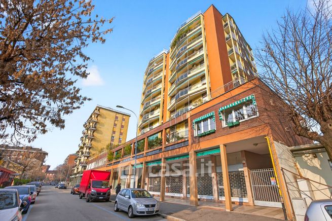 Appartamento in residenziale in Viale Filippo Meda 27