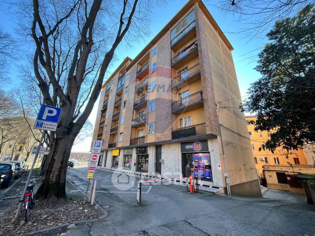 Appartamento in residenziale in Viale IV Novembre 74