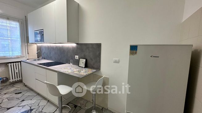 Appartamento in residenziale in Via Vincenzo Giordano Orsini 6