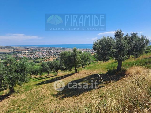 Terreno edificabile in residenziale in Via Provinciale Fontanelle