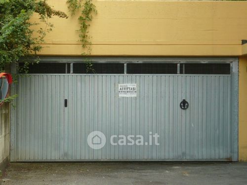 Garage/posto auto in residenziale in Strada Provinciale 41 684 ----686