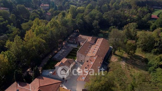 Loft in residenziale in Viale Michelangelo 54