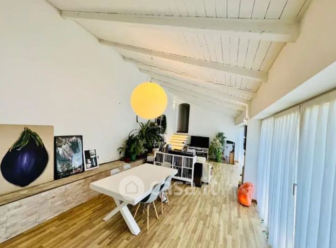 Villa in residenziale in Strada Comunale di Mongreno 338