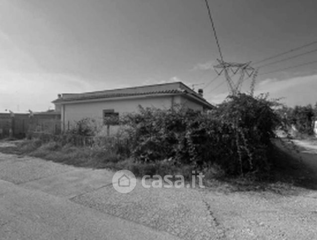 Villa in residenziale in Via Ventotene