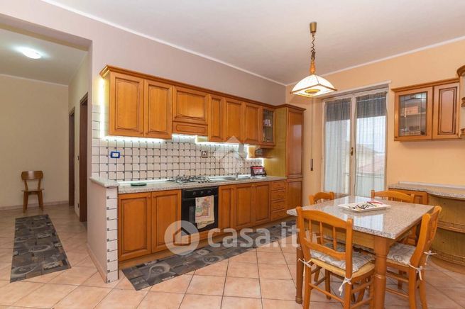 Appartamento in residenziale in Via Dante Alighieri 15