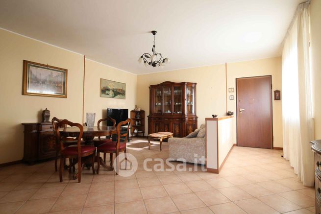Appartamento in residenziale in Via Barassino 10