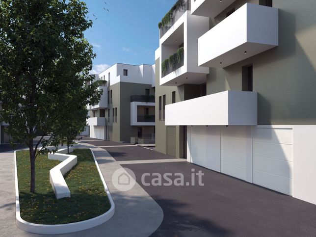 Appartamento in residenziale in Via Leone Marzolla
