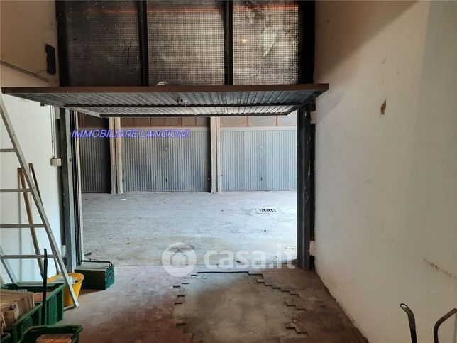 Box/posto auto in residenziale in Via Ottorino Respighi