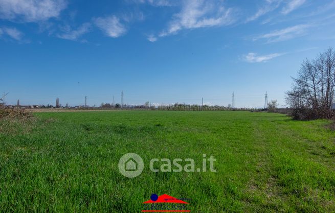Terreno agricolo in commerciale in Via Villafalletto 40