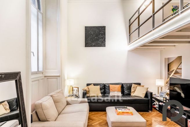 Appartamento in residenziale in Via Vincenzo Monti 9