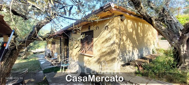 Rustico/casale in residenziale in Via del Tuscolo