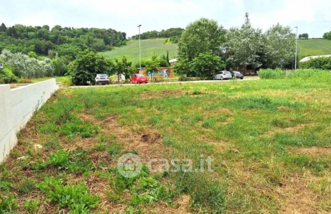 Terreno agricolo in commerciale in Via Danubio