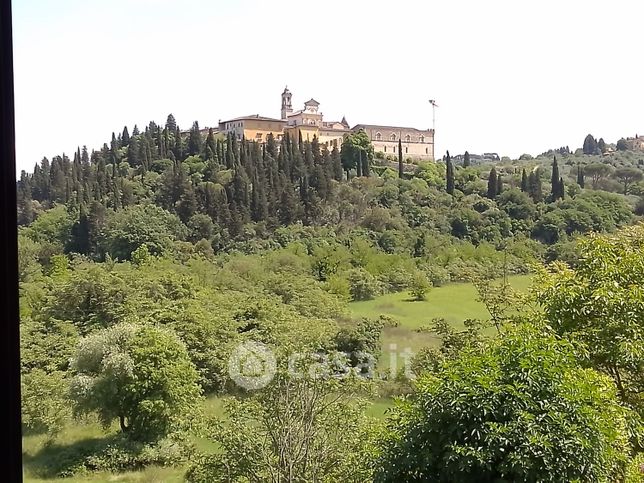 Rustico/casale in residenziale in Via Volterrana