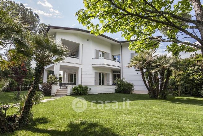 Villa in residenziale in Via Palmiro Togliatti