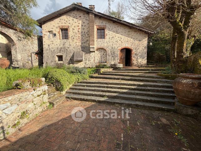 Rustico/casale in residenziale in Via delle Silerchie