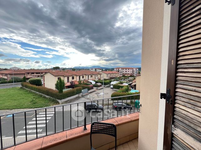 Appartamento in residenziale in Via Grazia Deledda 5