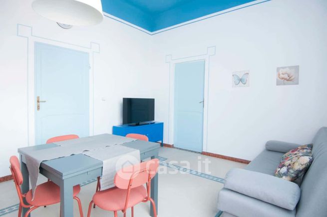 Appartamento in residenziale in Via Odofredo 2