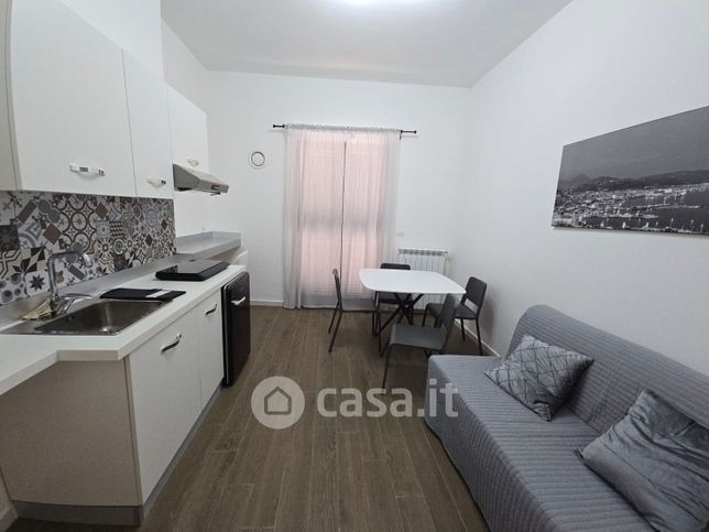 Appartamento in residenziale in Via del Centenario