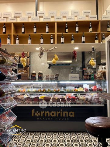 Attivitã /licenza (con o senza mura) in commerciale in Via del Moro