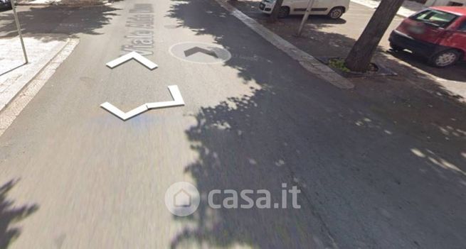 Capannone in commerciale in Via Leonardo da Vinci