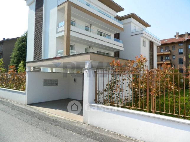 Appartamento in residenziale in Via Piave 11