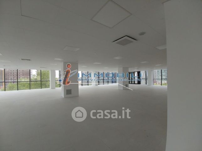 Ufficio in commerciale in Ponte Guido Crepax